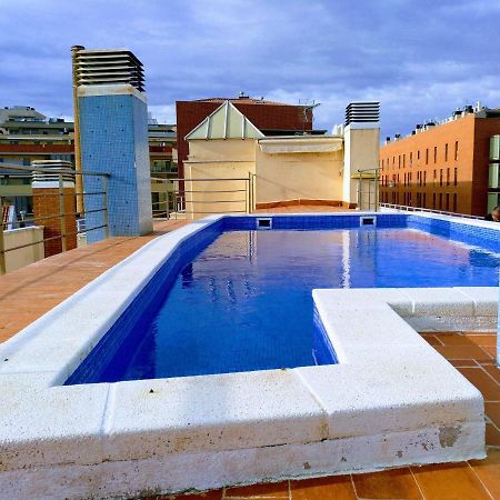 Piscina En Centro De Terrassa Apartman Kültér fotó
