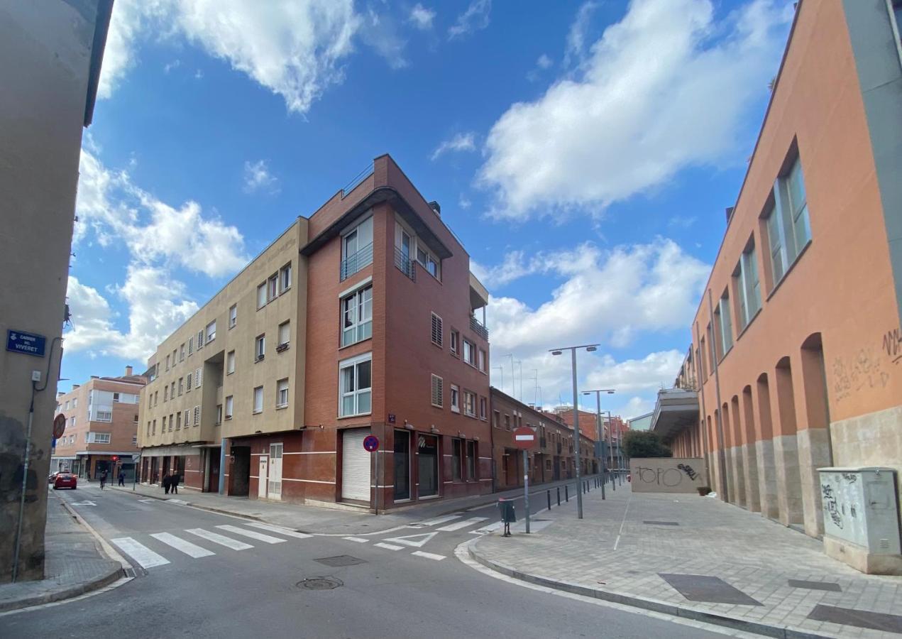 Piscina En Centro De Terrassa Apartman Kültér fotó